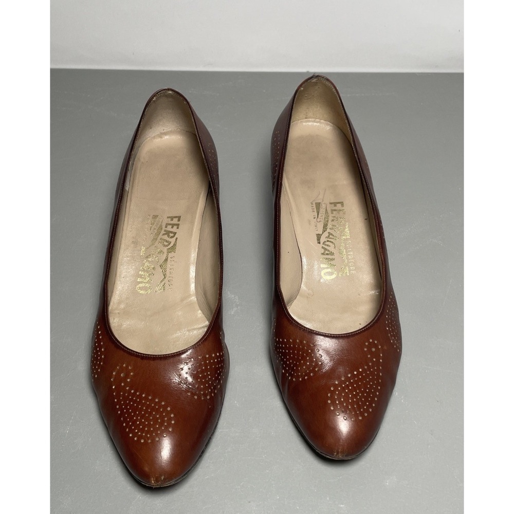 Vintage FERRAGAMO SALVATORE FLORENCE Women's Brown  Pumps Size 9.5 B